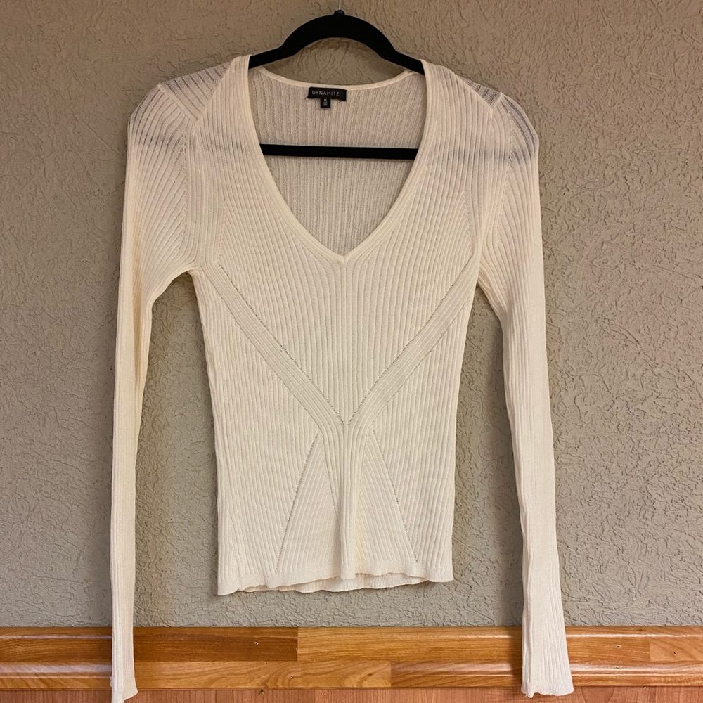 V neck long sleeve fitted top